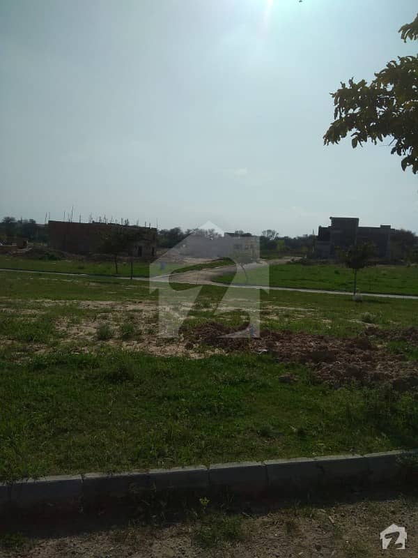 Gulberg Plot File Sized 4500  Square Feet Is Available