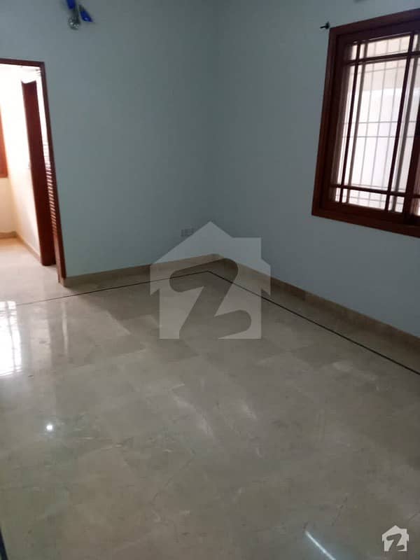 300 Sq Yards Ground  1 Bungalow For Sale In Jauhar VIP Block 14