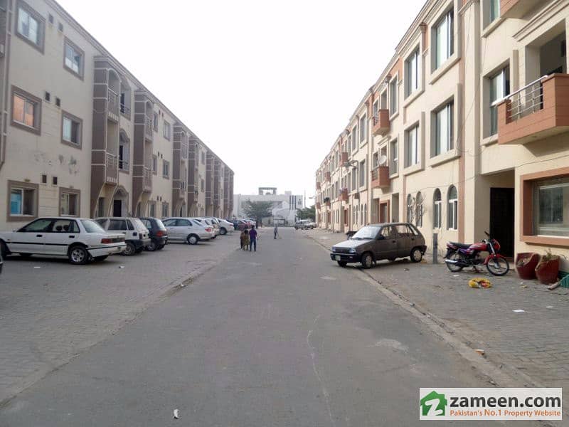 Ground Floor Portion For Rent Paragon City Executive Block, Paragon