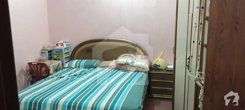 گارڈن ٹاؤن - شیر شاہ بلاک گارڈن ٹاؤن لاہور میں 4 کمروں کا 5 مرلہ مکان 2 کروڑ میں برائے فروخت۔