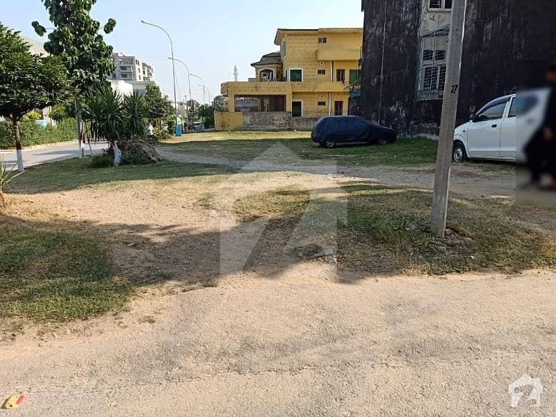 5 Kanal Plot For Sale In Mejor Makhdom Society