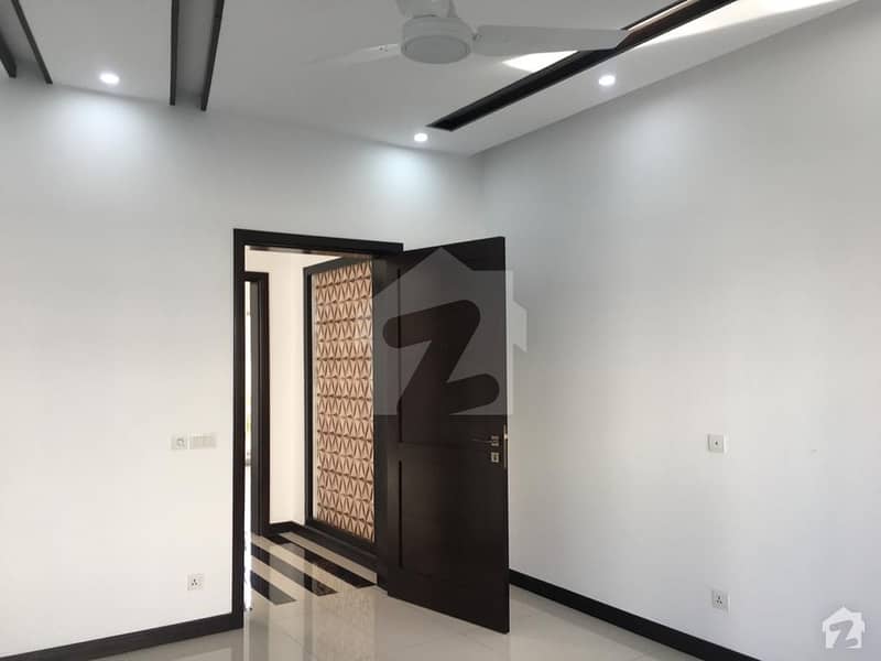 Upper Portion Of 1 Kanal Is Available For Rent