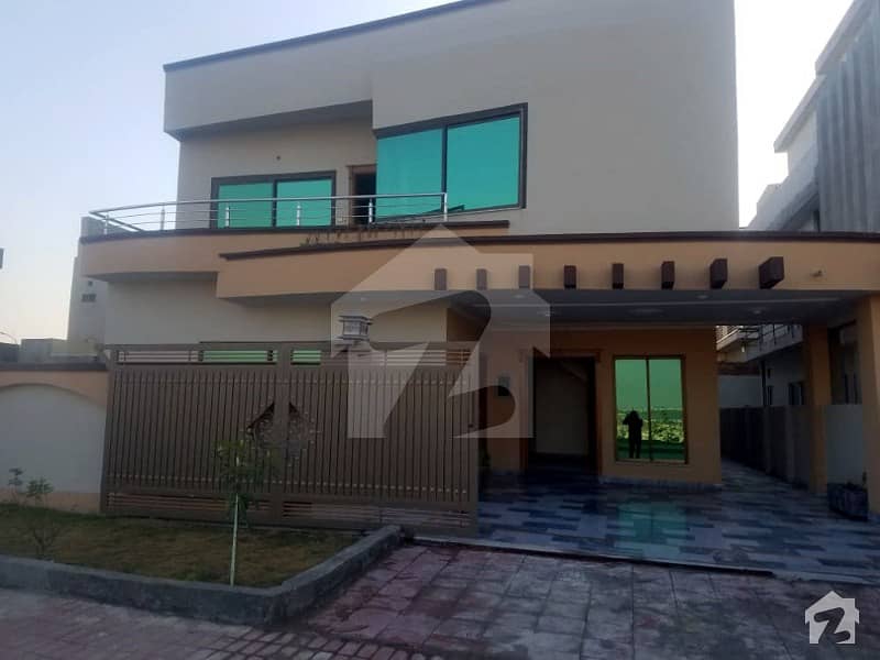 House For Urgent Sale Sector F1 Bahria Town Phase 8