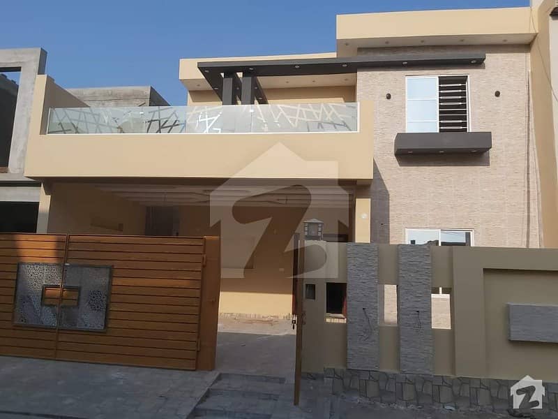 2250  Square Feet House Up For Sale In Multan Public School Road