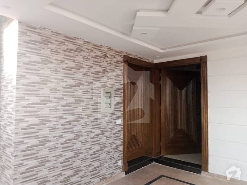 Upper Portion Sized 8 Marla Is Available For Rent In Bahria Town