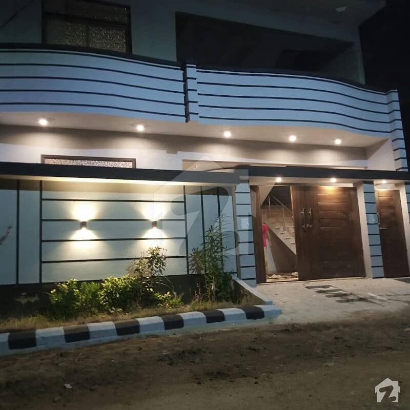 In Gulshan-E-Iqbal Town House For Sale Sized 2160  Square Feet