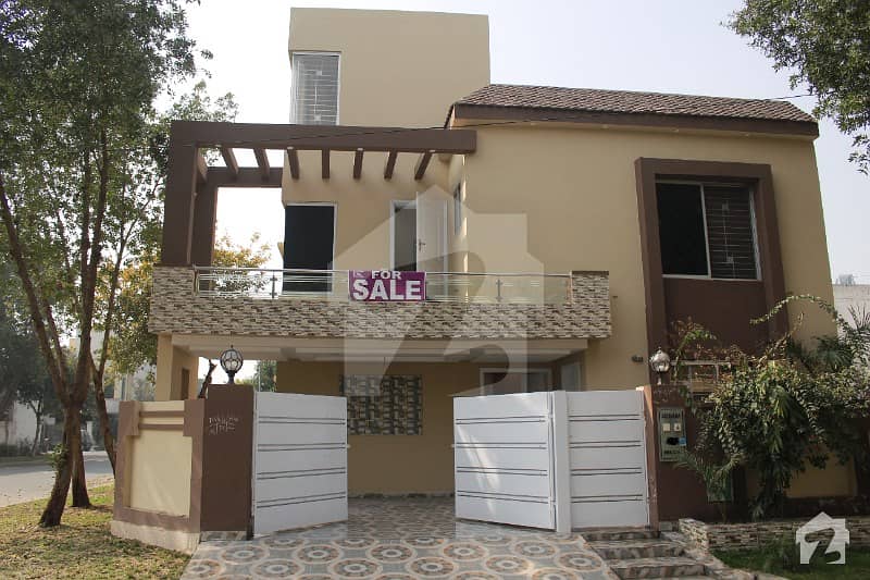 105 Marla House For Sale In Umar Block