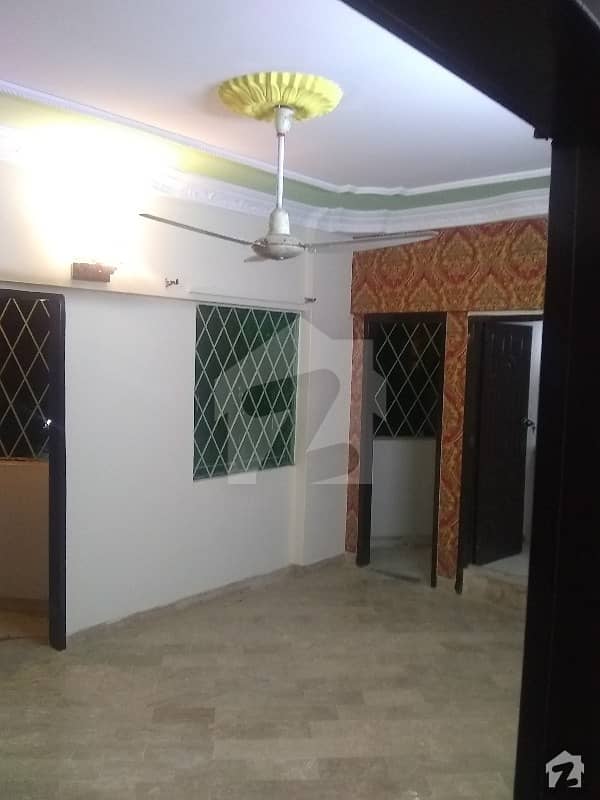 Gulshan E Amin 1st Floor 3 Bed Lounge Renovated Flat Available For Rent