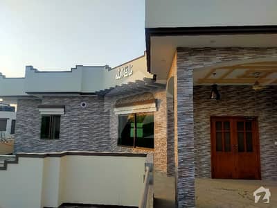 Stunning 4500  Square Feet Upper Portion In Murree Road Available