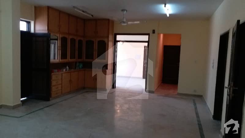 Askari 2 Top Floor Flat Available For Rent Best Location