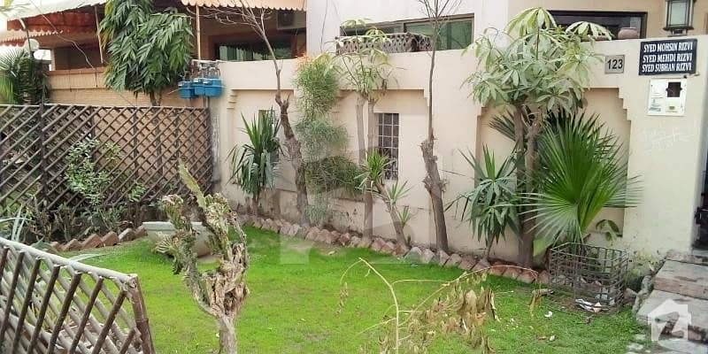 10 Marla Slightly Use House For Sale In State Life Housing Society Lahore