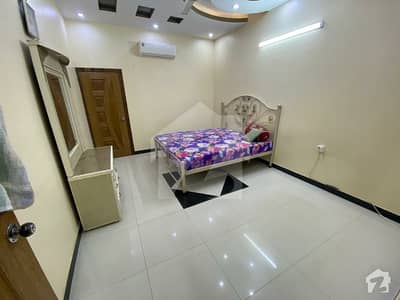 ناظم آباد - بلاک 3 ناظم آباد کراچی میں 3 کمروں کا 9 مرلہ پینٹ ہاؤس 1 کروڑ میں برائے فروخت۔