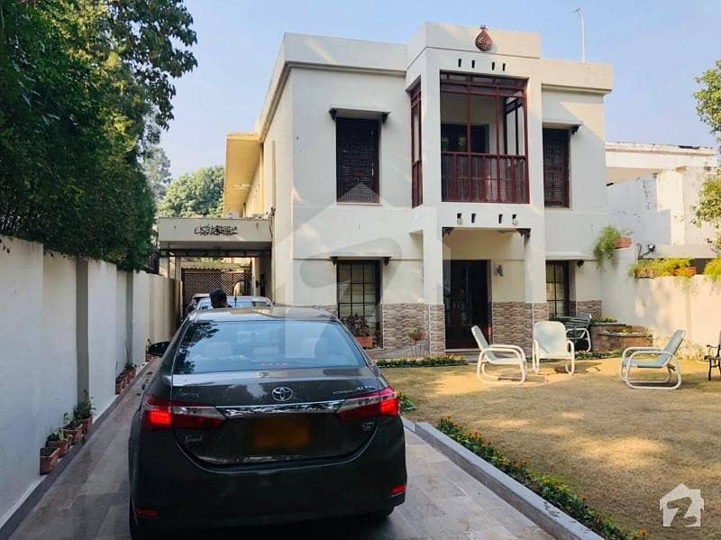 Luxury House On Prime Location Available For Sale In Islamabad