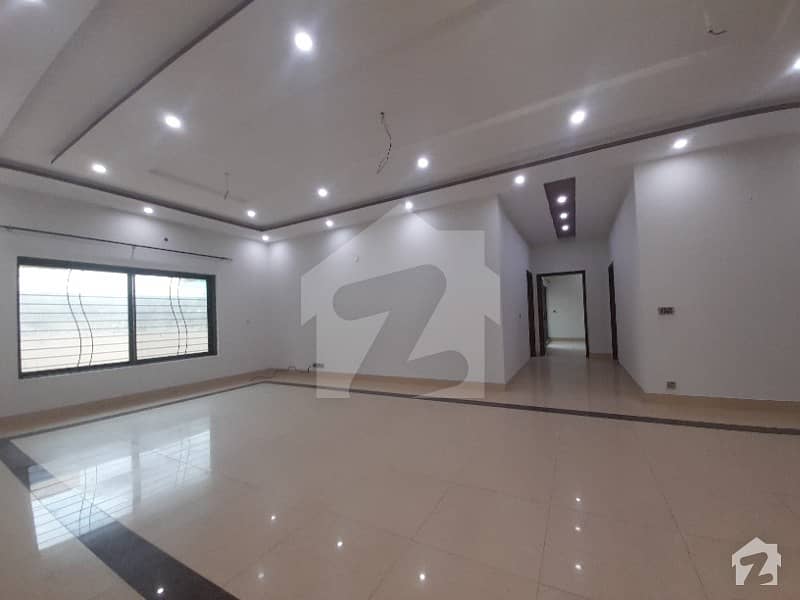 1 Kanal House For Sale At Prime Location In Reasonable Price At Very Hot Location