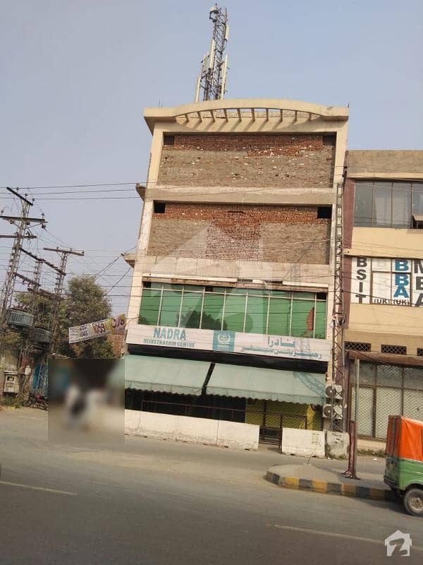 پیکو روڈ لاہور میں 9 مرلہ عمارت 6.5 کروڑ میں برائے فروخت۔