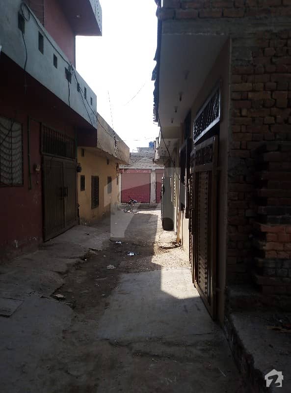 گلبہار سکیم راولپنڈی میں 3 کمروں کا 3 مرلہ مکان 33 لاکھ میں برائے فروخت۔