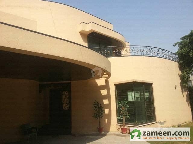 House For Sale In DHA Phase 4