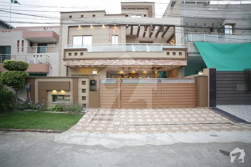Ultra Modern 10 Marla Brand New Banglow Is Available For Sale In Wapda Town Phase 1