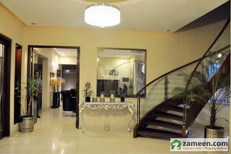 One Kanal Luxury House For Sale Furnished Palace Facing Park