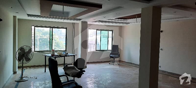 700  Square Feet Office For Rent In Gulberg