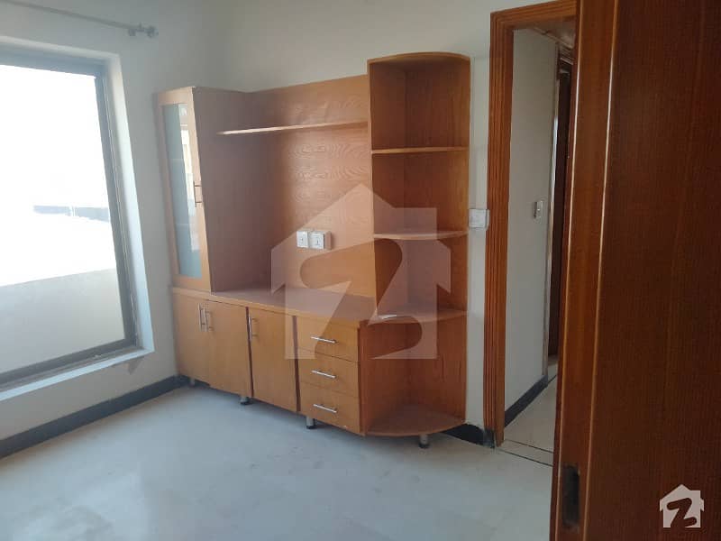 Sector C1 3 Bedrooms Upper Portion For Rent