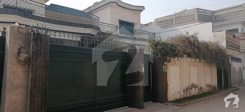 Gulraiz Town House Sized 3150  Square Feet For Sale