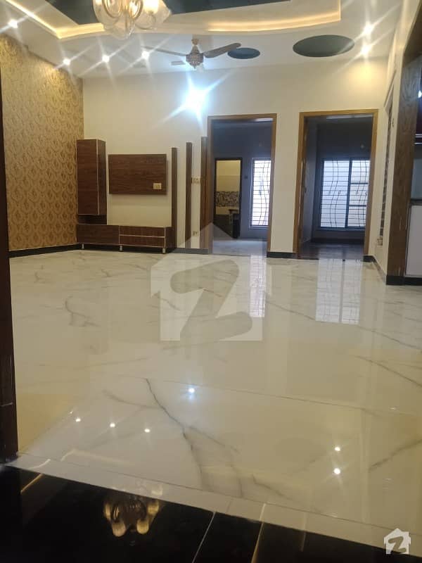ملٹری اکاؤنٹس ہاؤسنگ سوسائٹی لاہور میں 5 کمروں کا 8 مرلہ مکان 1.7 کروڑ میں برائے فروخت۔