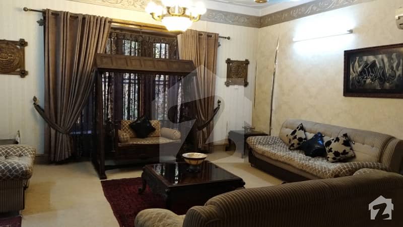 House Is Available For Sale In Old Bara Road