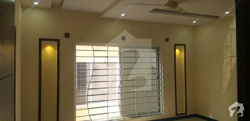 8 Marla House Available For Rent In Bahria Town Phase 8 J Block