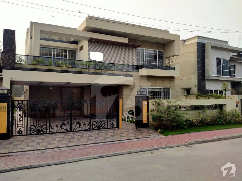 1 Kanal Brand New Luxurious House For Sale In Bahria Town Lahore
