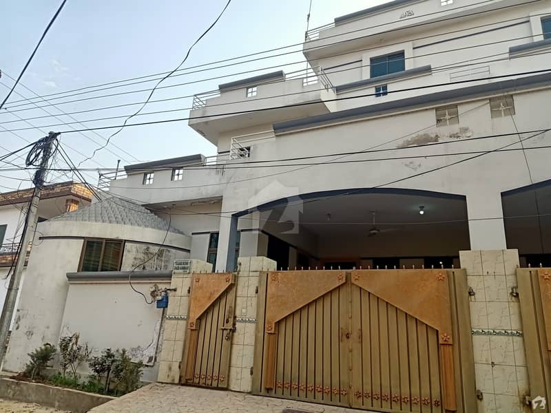 7 Marla House Is Available In New Model Town