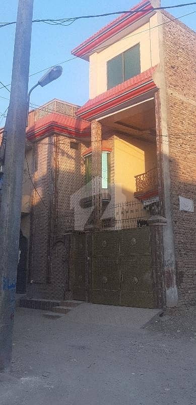 نیو سٹی ہومز پشاور میں 9 کمروں کا 4 مرلہ مکان 37 ہزار میں کرایہ پر دستیاب ہے۔