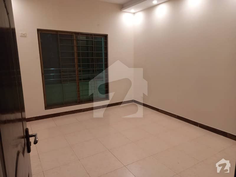 3 Bed 10 Marla Beautiful House Available For Rent In Askari 11 Sector B