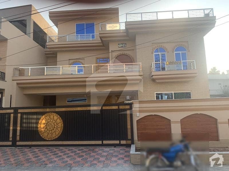 One Kanal House Available For Sale