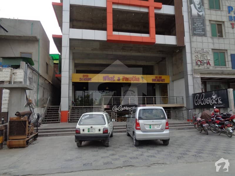 Independent Plaza on Rent for Clinic and Display and Art Gallery at Main Boulevard Kohinoor City