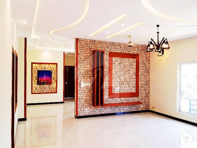 Ground Portion In 1 Kanal With 3 Beds Available For Rent In Bahria Town Phase 1