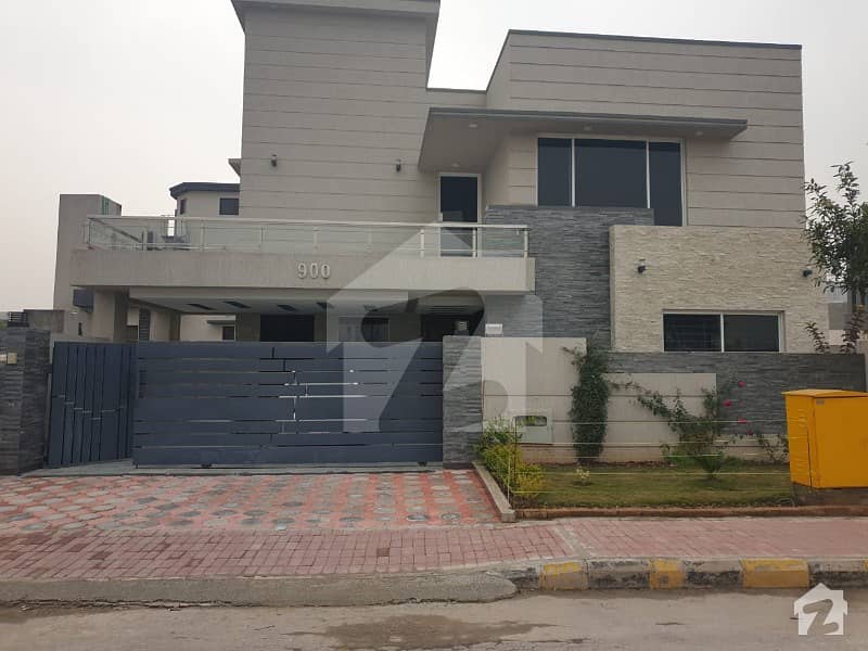 14 Marla Semi Furnished House is Available for Sale