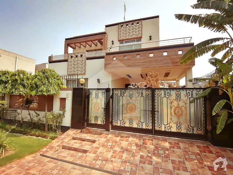 11 Marla Spanish House Available In Dha Phase 8