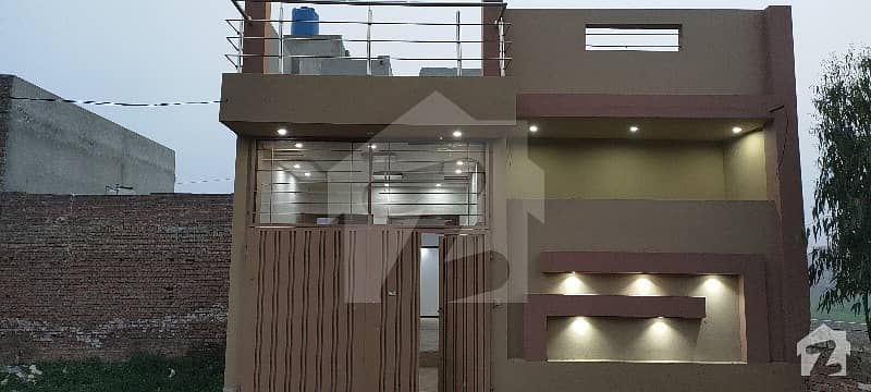 حمزہ ٹاؤن لاہور میں 2 کمروں کا 4 مرلہ مکان 45 لاکھ میں برائے فروخت۔