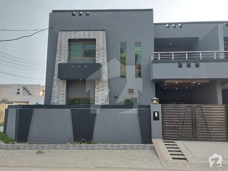 11 Marla Corner Double Storey Double Unit House Very Hot Location Direct Main Pia Road Approach