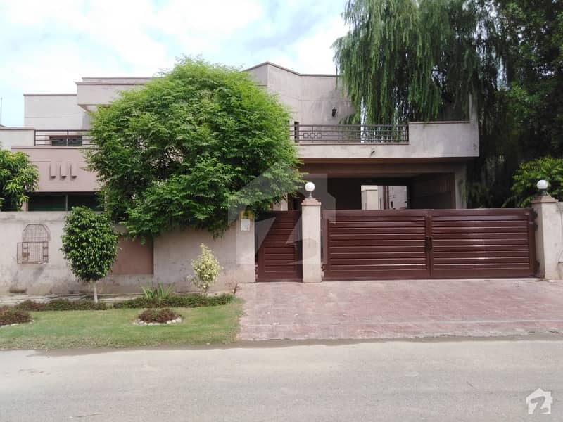 1 Kanal House In Stunning Askari Is Available For Rent