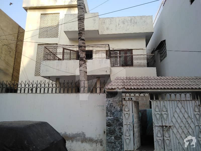 زمان ٹاؤن کورنگی کراچی میں 9 کمروں کا 12 مرلہ مکان 3.2 کروڑ میں برائے فروخت۔