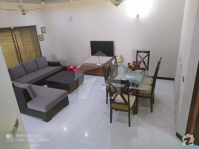 طارق گارڈنز لاہور میں 4 کمروں کا 12 مرلہ مکان 2.65 کروڑ میں برائے فروخت۔