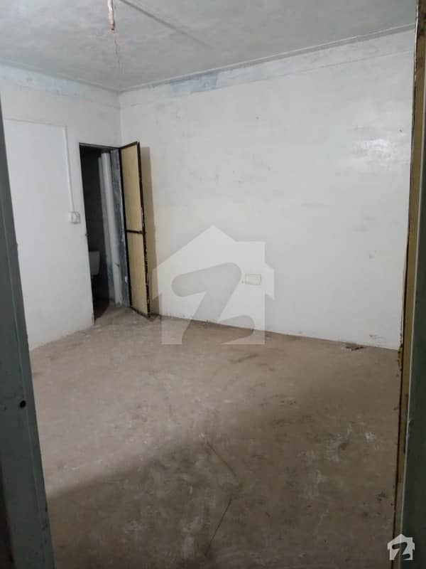 Hostel Room Available For Rent Hostel Room Available For Rent