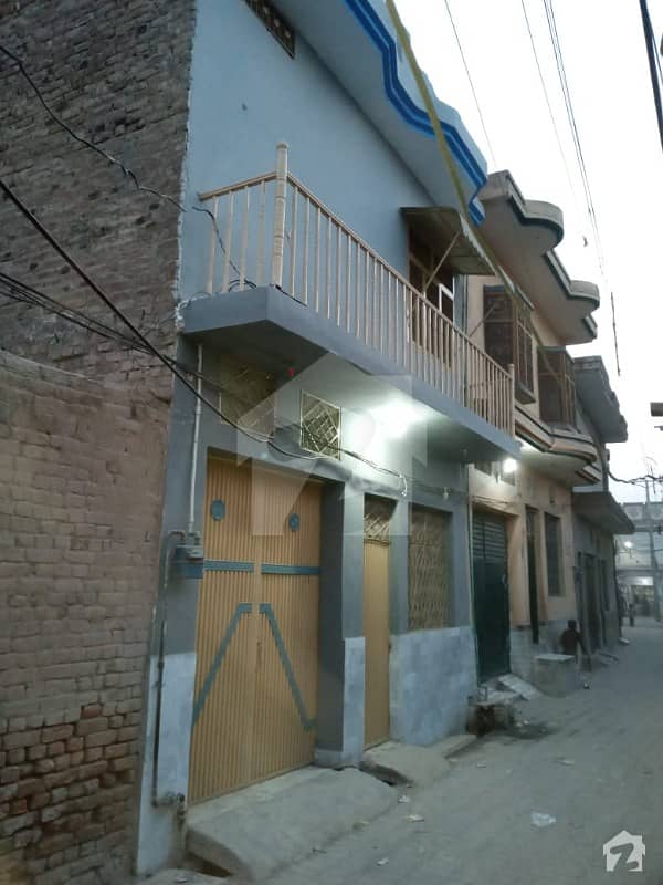 ڈلا زیک روڈ پشاور میں 4 کمروں کا 4 مرلہ مکان 85 لاکھ میں برائے فروخت۔
