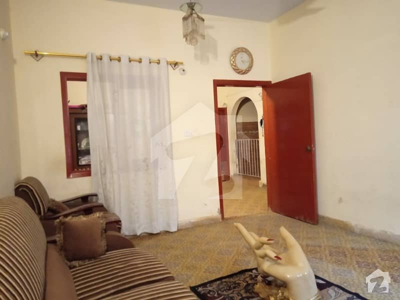 بفر زون سیکٹر 15-A / 3 بفر زون نارتھ کراچی کراچی میں 4 کمروں کا 5 مرلہ مکان 1.6 کروڑ میں برائے فروخت۔