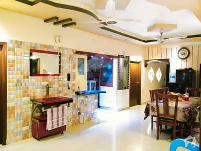 گارڈن ایسٹ جمشید ٹاؤن کراچی میں 5 کمروں کا 10 مرلہ فلیٹ 3.3 کروڑ میں برائے فروخت۔
