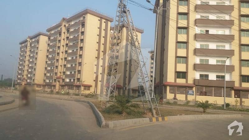 10 Marla 3 Bedrooms Brand New Design Flat Available For Rent In Askari 11 Lahore