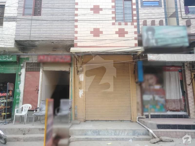 سمن آباد لاہور میں 1 مرلہ دکان 38 لاکھ میں برائے فروخت۔