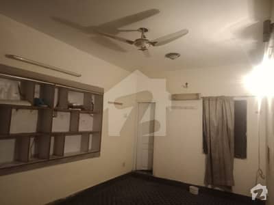 5 Marla 2nd Floor Flat For Rent